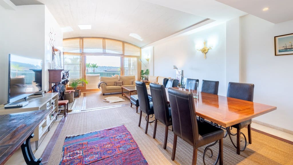 4 sypialnia Penthouse do wynajęcia w Palma de Mallorca z basenem - 3 500 € (Ref: 9658333)