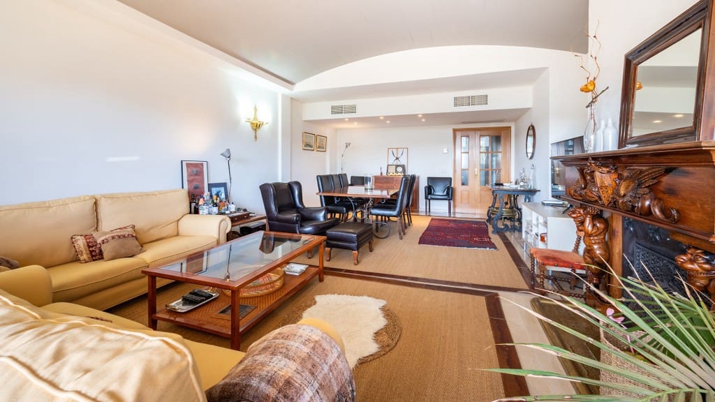 4 sypialnia Penthouse do wynajęcia w Palma de Mallorca z basenem - 3 500 € (Ref: 9658333)