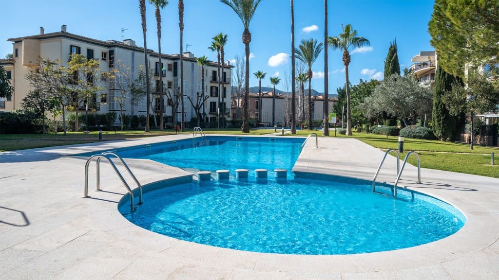 4 sypialnia Penthouse do wynajęcia w Palma de Mallorca z basenem - 3 500 € (Ref: 9658333)