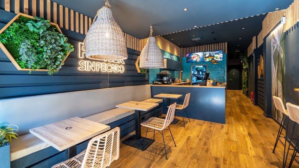 Comercial para venda em Palmanova - 145 000 € (Ref: 9686010)