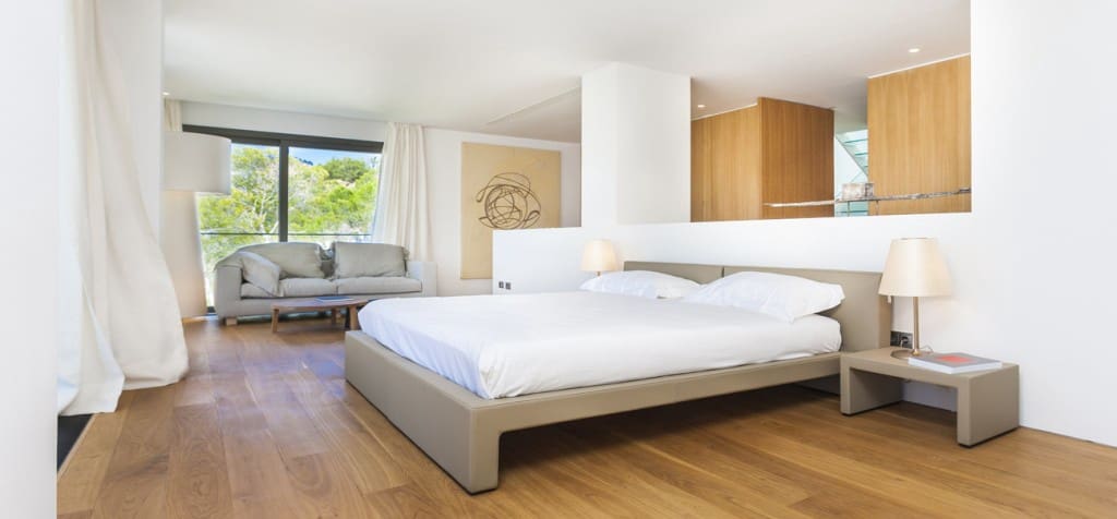 9 sypialnia Willa na sprzedaż w Es Camp De Mar / El Camp De Mar z basenem garażem - 15 000 000 € (Ref: 9690032)