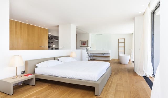 9 sypialnia Willa na sprzedaż w Es Camp De Mar / El Camp De Mar, Andratx z basenem garażem - 15 000 000 € (Ref: 9690032)