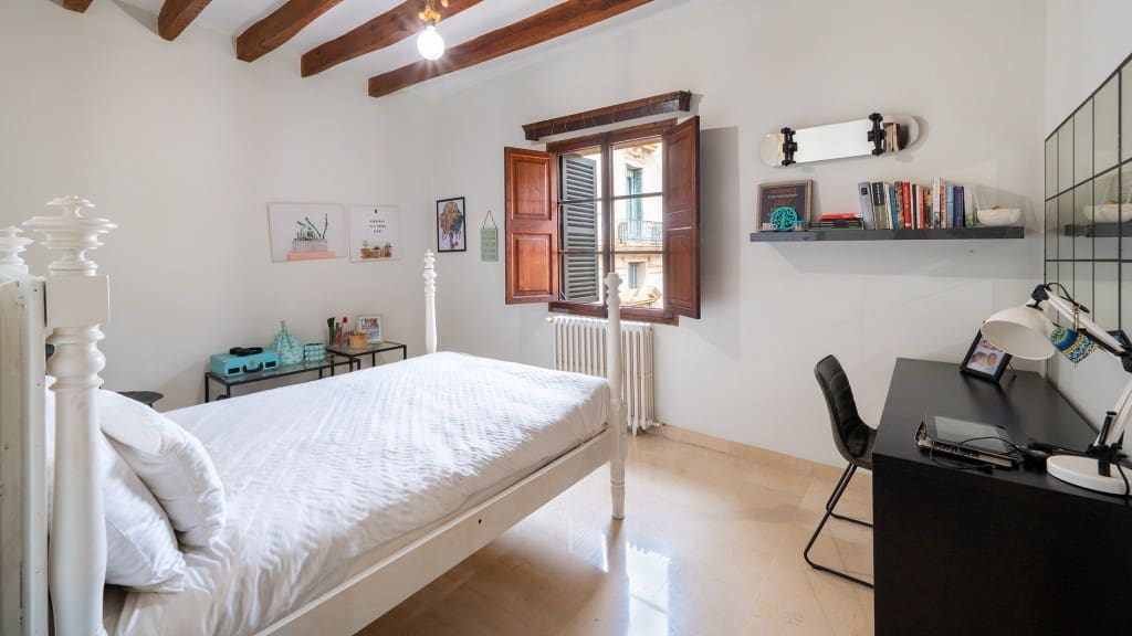 8 bedroom Hotel for sale in Palma de Mallorca - € 8,500,000 (Ref: 9714509)