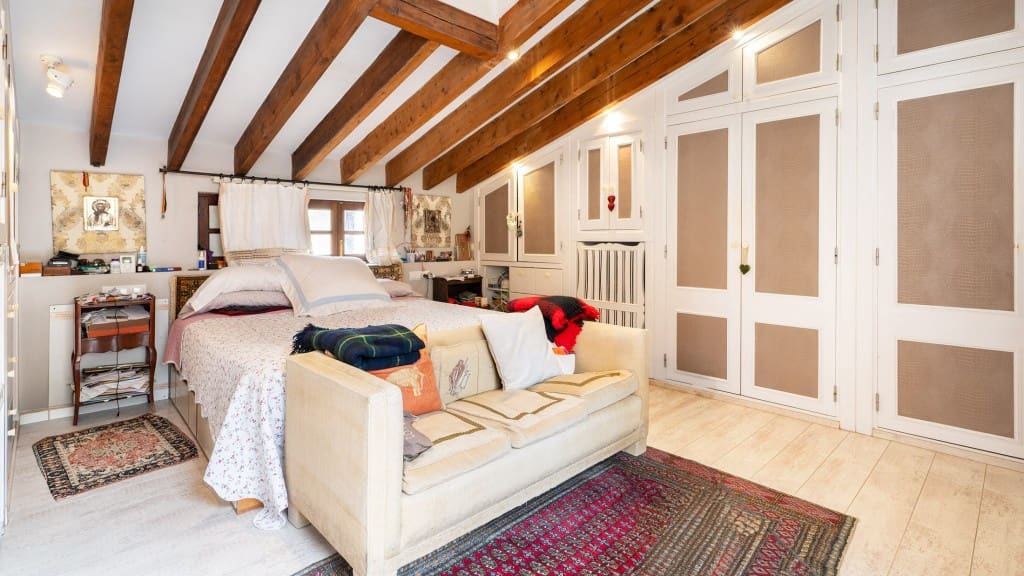 8 bedroom Hotel for sale in Palma de Mallorca - € 8,500,000 (Ref: 9714509)