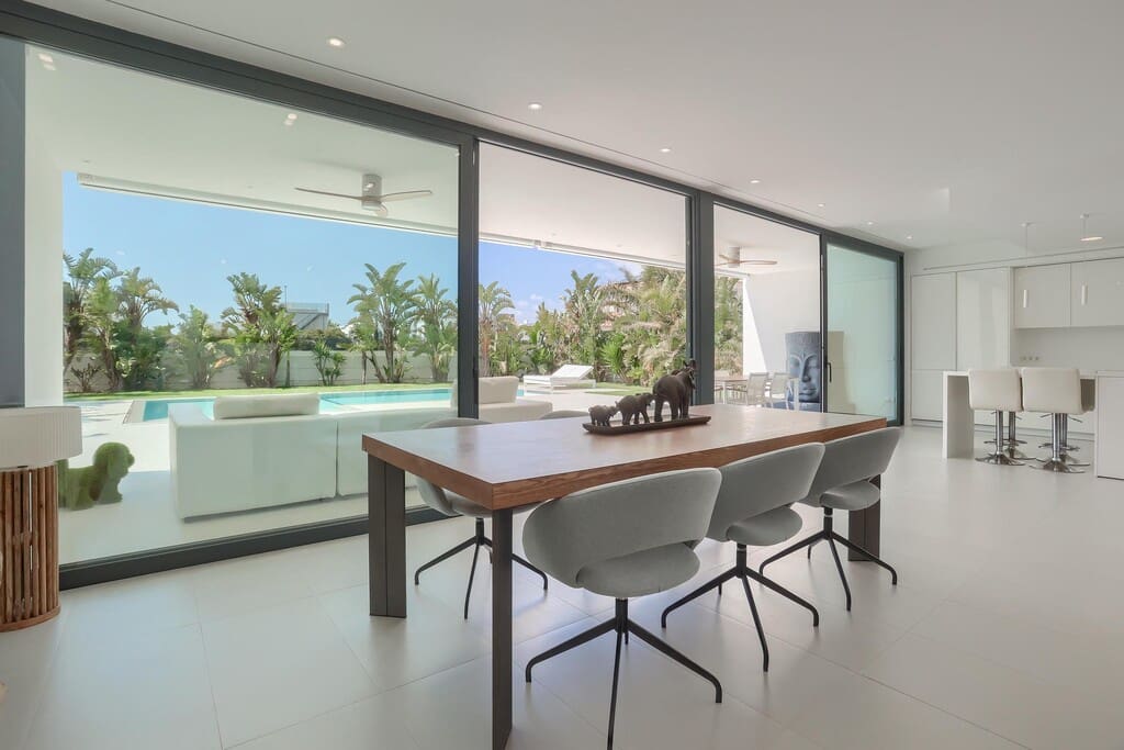 5 bedroom Villa for sale in Puig de Ros with pool - € 3,600,000 (Ref: 9726347)