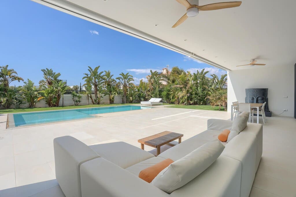 5 bedroom Villa for sale in Puig de Ros with pool - € 3,600,000 (Ref: 9726347)
