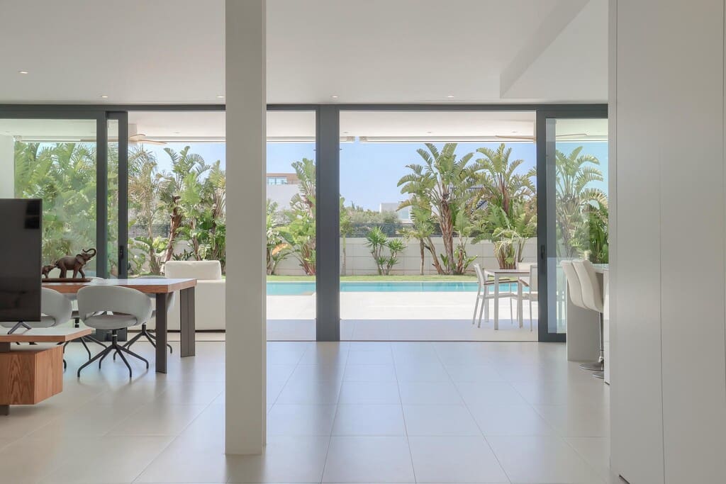 5 bedroom Villa for sale in Puig de Ros with pool - € 3,600,000 (Ref: 9726347)