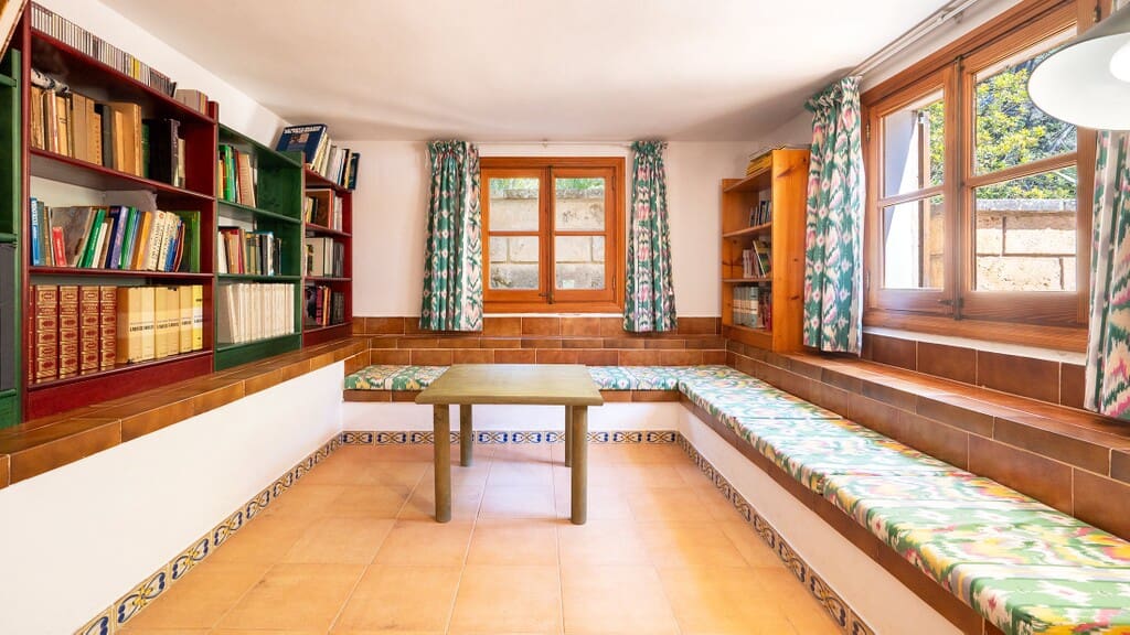 5 bedroom Villa for sale in Andratx with pool - € 3,500,000 (Ref: 9788205)