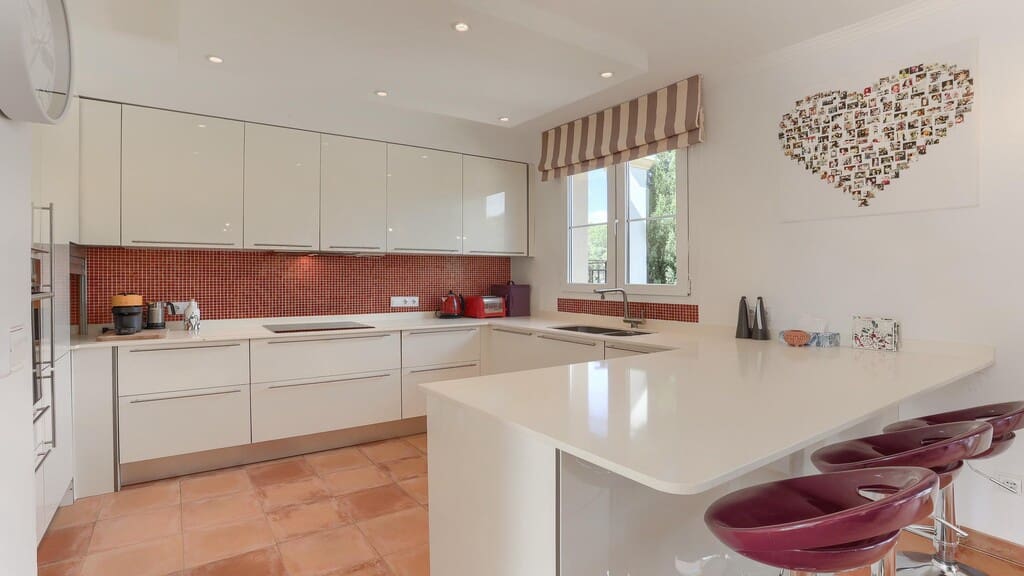 4 soveværelse Semi-Rækkehus til salg i Es Camp De Mar / El Camp De Mar med swimmingpool - € 1.285.000 (Ref: 9788206)