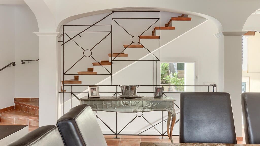 4 soveværelse Semi-Rækkehus til salg i Es Camp De Mar / El Camp De Mar med swimmingpool - € 1.285.000 (Ref: 9788206)