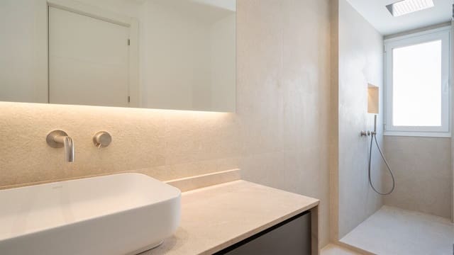 2 slaapkamer Appartement te koop in San Agustín / Sant Agustí, Palma de Mallorca met garage - € 795.000 (Ref: 9796203)