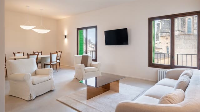 4 bedroom Apartment for sale in Palma de Mallorca - € 2,100,000 (Ref: 9815680)