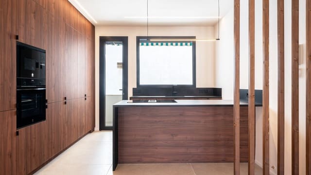 4 bedroom Apartment for sale in Palma de Mallorca - € 2,100,000 (Ref: 9815680)