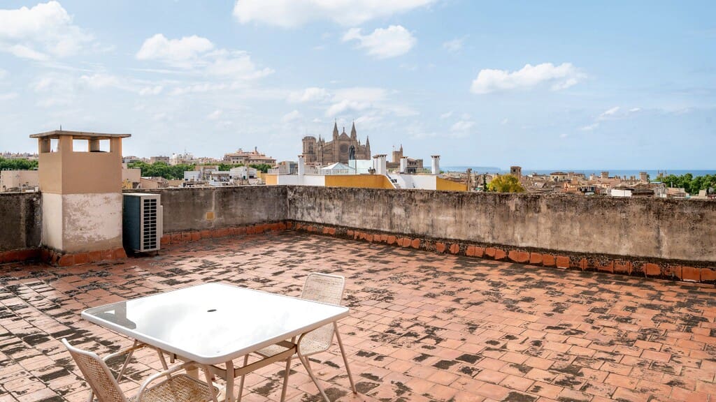 4 bedroom Apartment for sale in Palma de Mallorca - € 2,100,000 (Ref: 9815680)