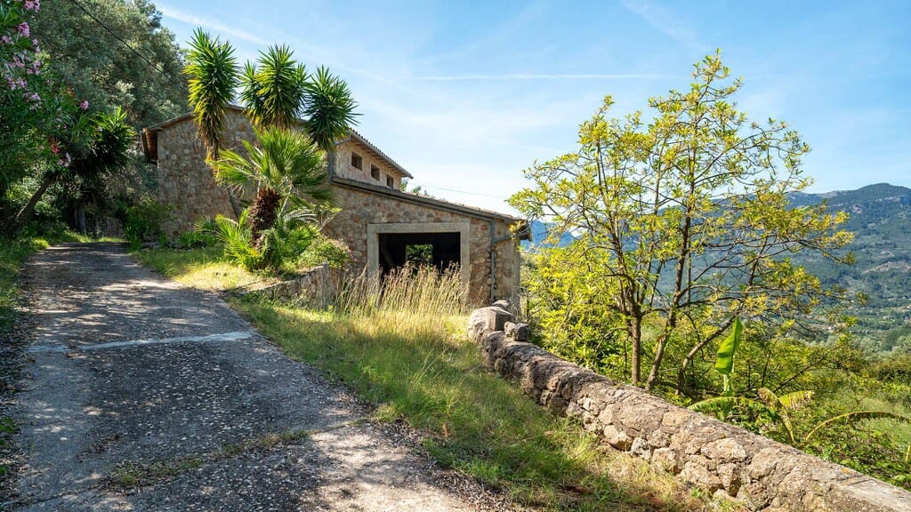 6 bedroom Finca/Country House for sale in Soller - € 4,500,000 (Ref: 9817807)