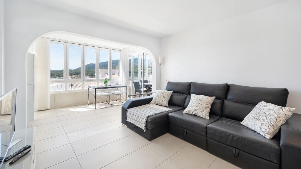 2 quarto Apartamento para venda em Puerto Portals com piscina - 695 000 € (Ref: 9824697)