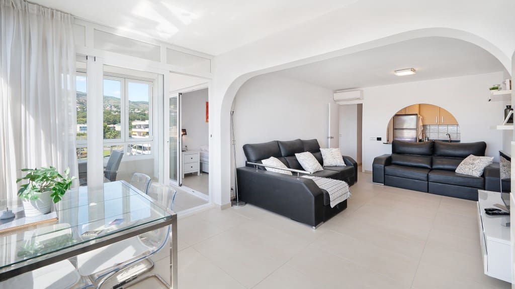 2 quarto Apartamento para venda em Puerto Portals com piscina - 695 000 € (Ref: 9824697)