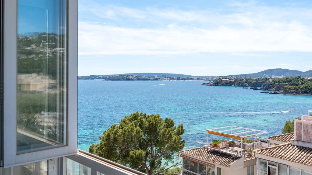2 quarto Apartamento para venda em Puerto Portals com piscina - 695 000 € (Ref: 9824697)
