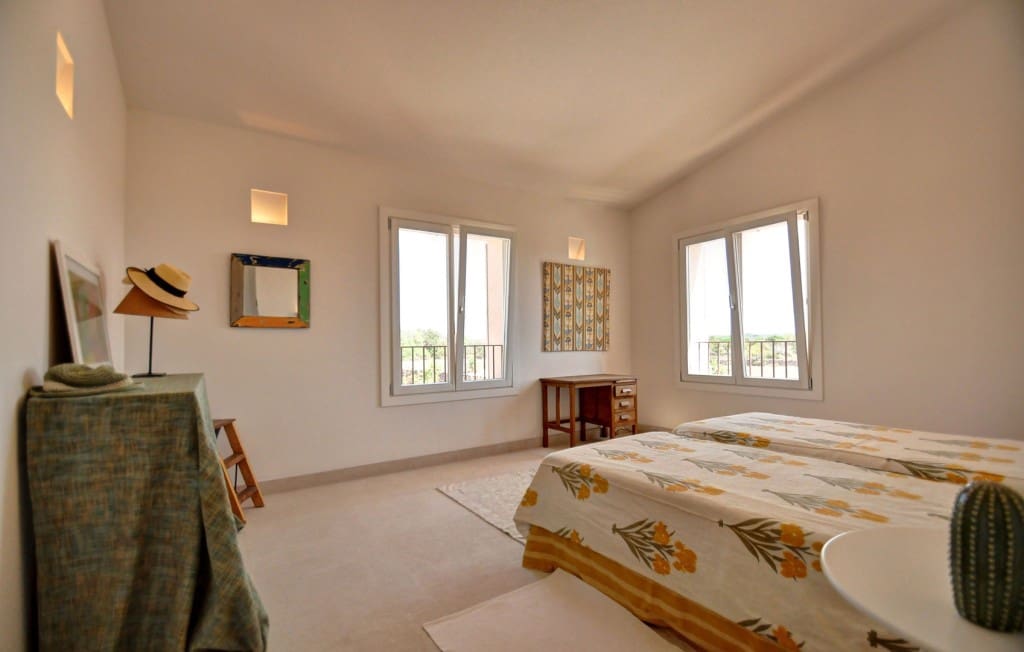 Building Plot for sale in Ses Salines - € 575,000 (Ref: 9824698)