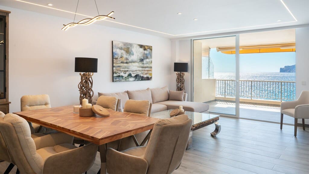 3 bedroom Apartment for sale in Santa Ponsa with pool - € 1,350,000 (Ref: 9845175)