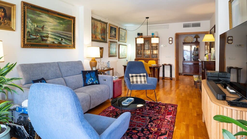 3 bedroom Apartment for sale in Palma de Mallorca with pool - € 890,000 (Ref: 9861649)