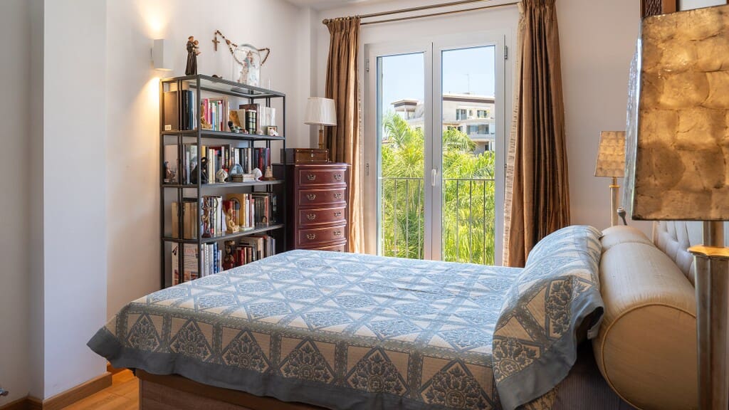 3 bedroom Apartment for sale in Palma de Mallorca with pool - € 890,000 (Ref: 9861649)