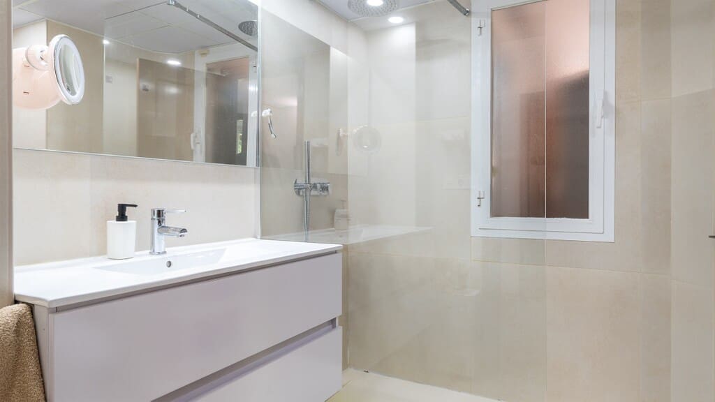 4 slaapkamer Appartement te koop in Bendinat met zwembad - € 1.380.000 (Ref: 9889926)