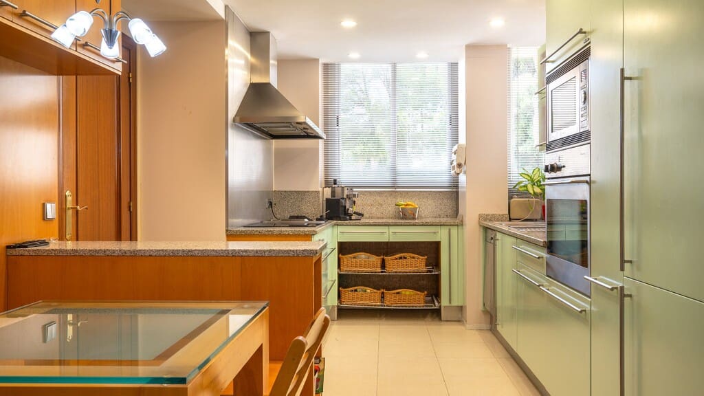 4 slaapkamer Appartement te koop in Bendinat met zwembad - € 1.380.000 (Ref: 9889926)