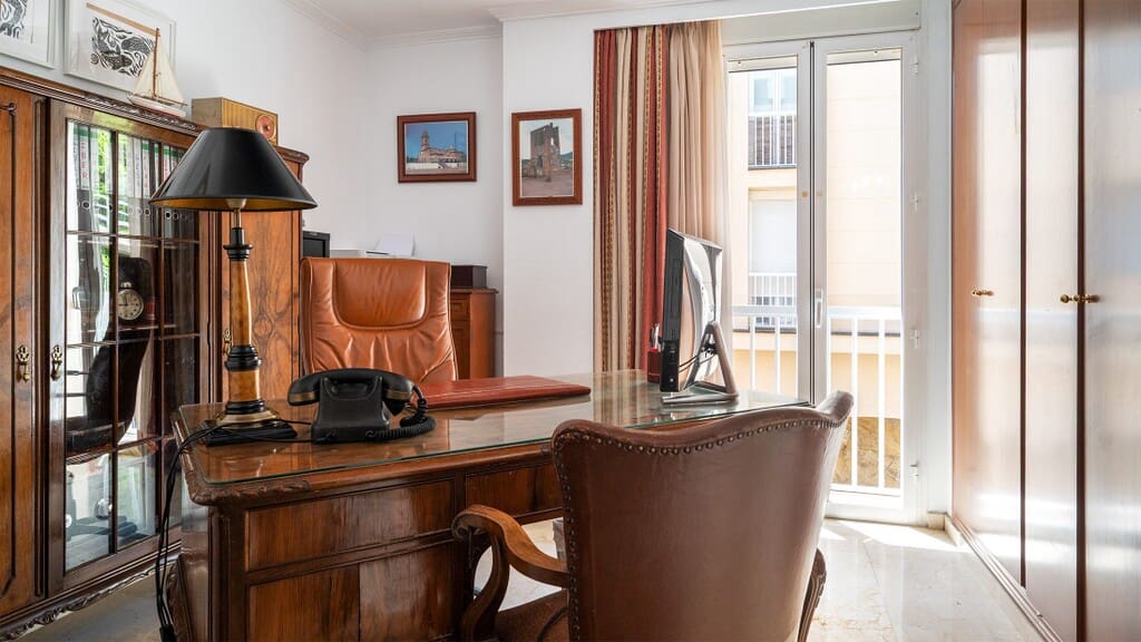 4 slaapkamer Appartement te koop in Bendinat met zwembad - € 1.380.000 (Ref: 9889926)