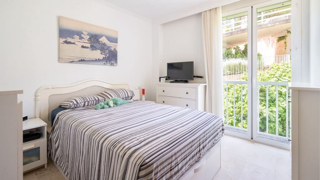 4 slaapkamer Appartement te koop in Bendinat met zwembad - € 1.380.000 (Ref: 9889926)