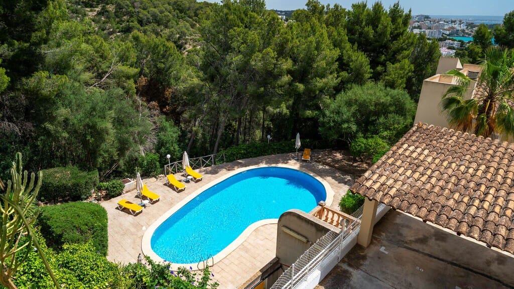 4 slaapkamer Appartement te koop in Bendinat met zwembad - € 1.380.000 (Ref: 9889926)
