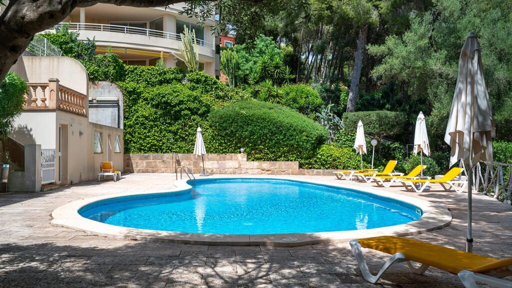 4 slaapkamer Appartement te koop in Bendinat met zwembad - € 1.380.000 (Ref: 9889926)