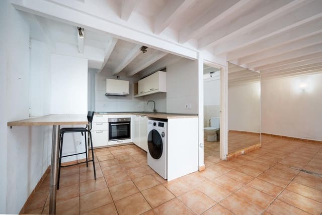 1 soveværelse Studio til leje i Palma de Mallorca - € 1.450 (Ref: 9896359)