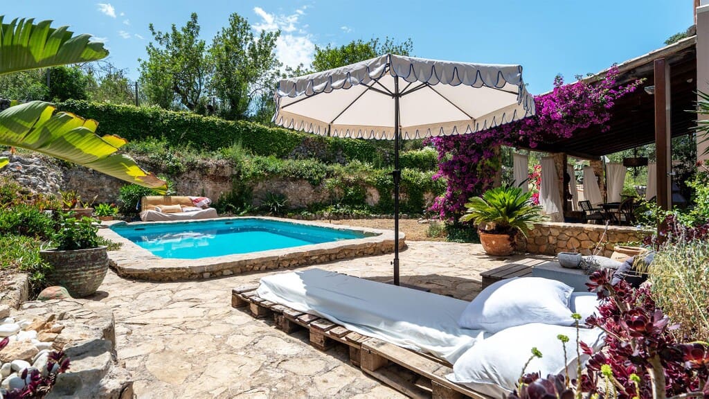 3 chambre Finca/Maison de Campagne à vendre à Bunyola avec piscine - 1 900 000 € (Ref: 9912700)