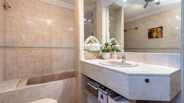 5 sypialnia Willa na sprzedaż w La Bonanova, Palma de Mallorca z basenem - 1 395 000 € (Ref: 9920032)