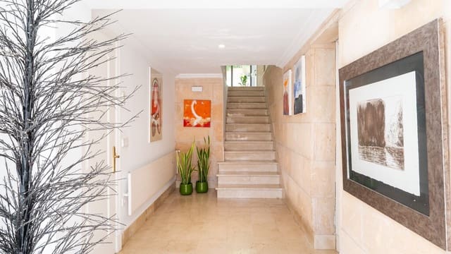 5 sypialnia Willa na sprzedaż w La Bonanova, Palma de Mallorca z basenem - 1 395 000 € (Ref: 9920032)