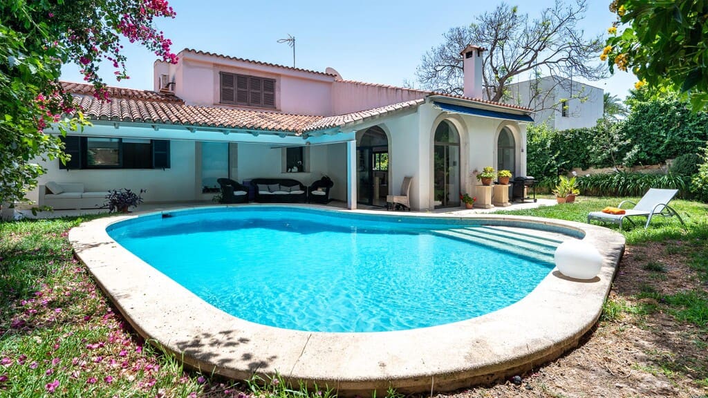 5 slaapkamer Villa te koop in Palma de Mallorca met zwembad - € 1.395.000 (Ref: 9920032)