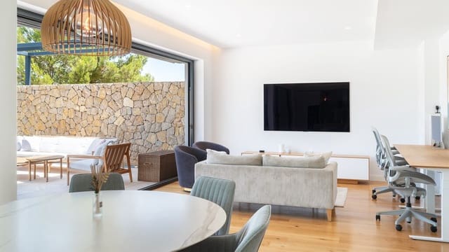 3 soveværelse Semi-Rækkehus til salg i Cala Vinyes / Cala Vinyas / Cala Viñas, Calvià med swimmingpool - € 1.685.000 (Ref: 9921854)