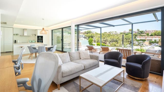 3 soveværelse Semi-Rækkehus til salg i Cala Vinyes / Cala Vinyas / Cala Viñas, Calvià med swimmingpool - € 1.685.000 (Ref: 9921854)