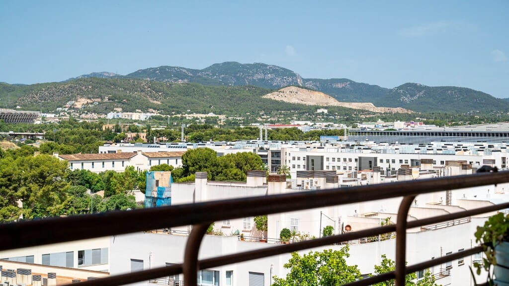 3 bedroom Apartment for sale in Palma de Mallorca - € 490,000 (Ref: 9928919)