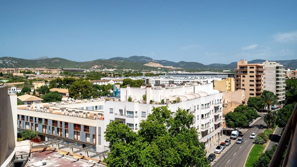3 bedroom Apartment for sale in Palma de Mallorca - € 490,000 (Ref: 9928919)