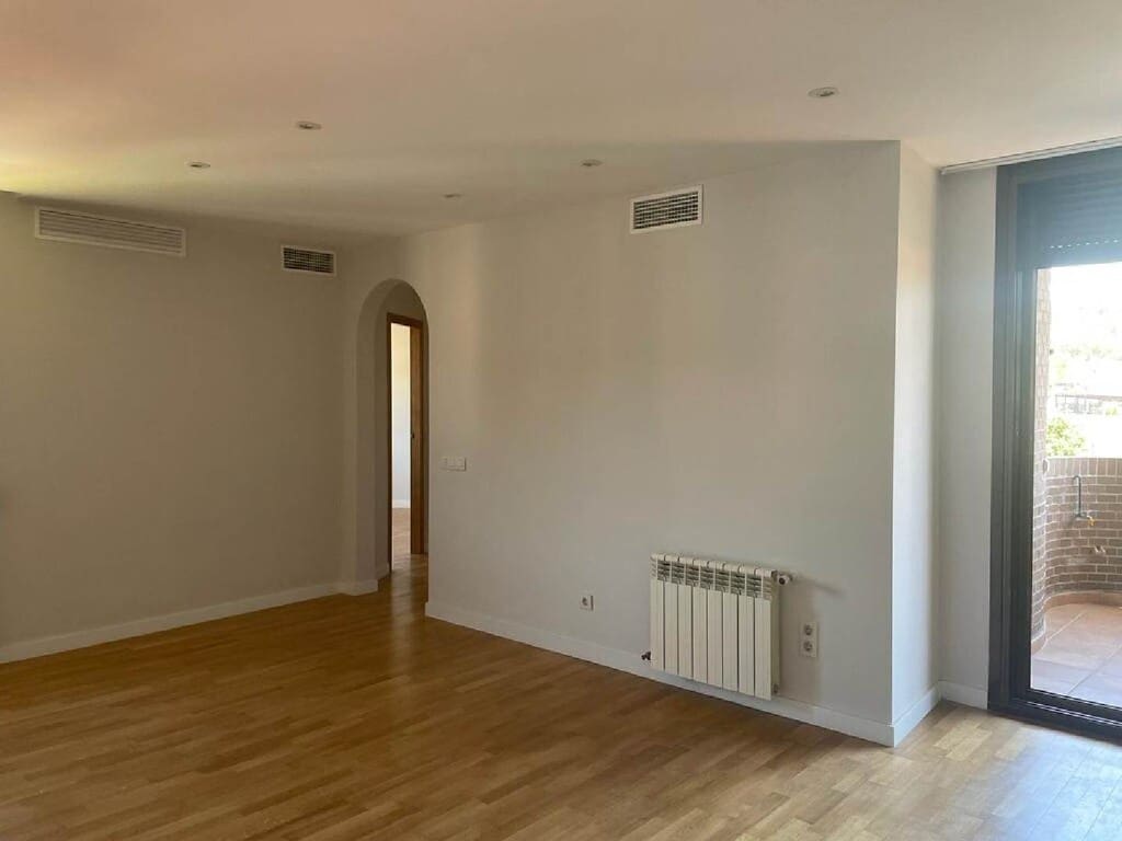 3 makuuhuone Kattohuoneisto vuokrattavana paikassa Palma de Mallorca mukana uima-altaan 
autotalli - 3 200 € (Ref: 9933690)