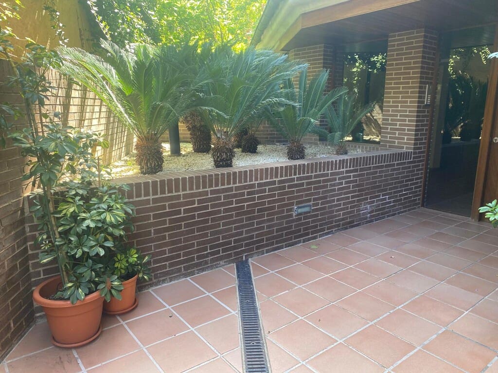 3 makuuhuone Kattohuoneisto vuokrattavana paikassa Palma de Mallorca mukana uima-altaan 
autotalli - 3 200 € (Ref: 9933690)