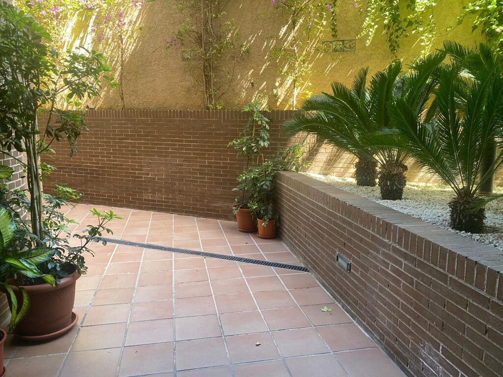 3 makuuhuone Kattohuoneisto vuokrattavana paikassa Palma de Mallorca mukana uima-altaan 
autotalli - 3 200 € (Ref: 9933690)