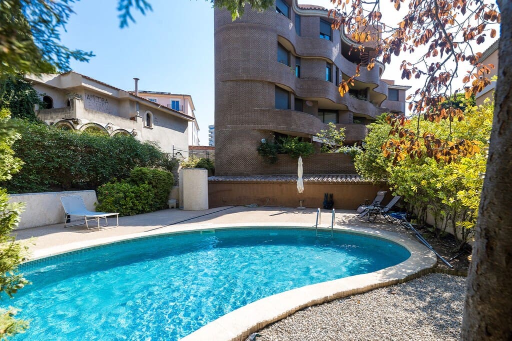 3 bedroom Penthouse for rent in Palma de Mallorca with pool garage - € 2,700 (Ref: 9933690)