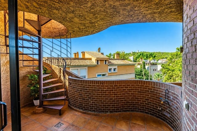 3 bedroom Penthouse for rent in Son Armadans, Palma de Mallorca with pool garage - € 2,900 (Ref: 9933690)