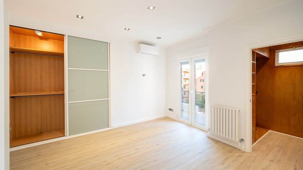 4 quarto Apartamento para arrendar em Palma de Mallorca com garagem - 4 000 € (Ref: 9937635)