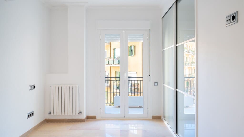 4 quarto Apartamento para arrendar em Palma de Mallorca com garagem - 4 000 € (Ref: 9937635)