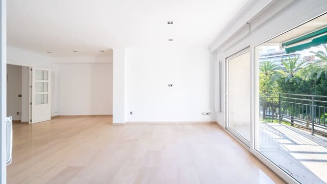 4 quarto Apartamento para arrendar em Palma de Mallorca com garagem - 4 000 € (Ref: 9937635)