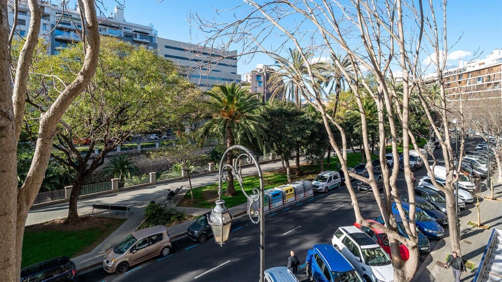 4 quarto Apartamento para arrendar em Palma de Mallorca com garagem - 4 000 € (Ref: 9937635)